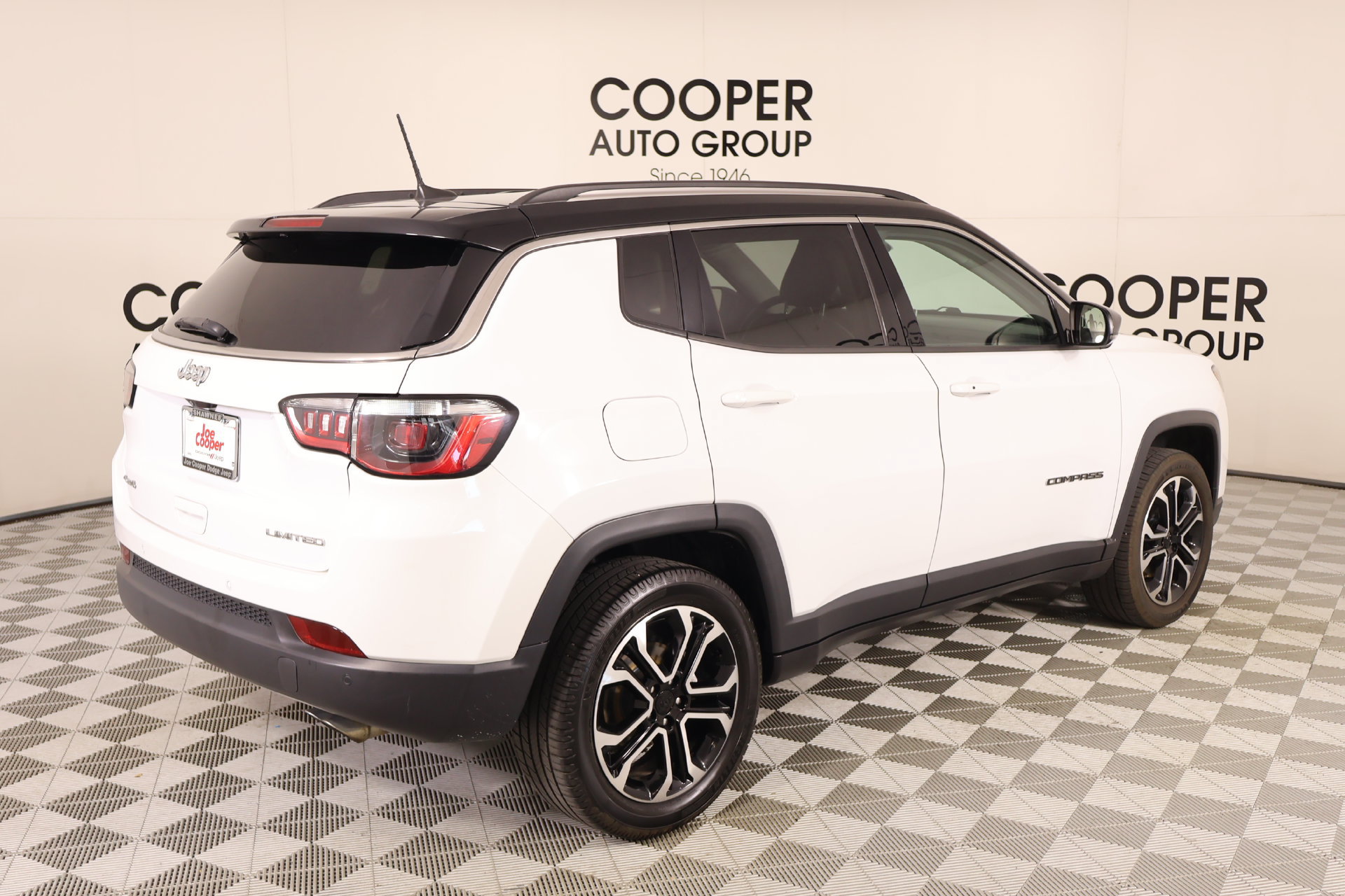 Used 2022 Jeep Compass Limited AWD/4WD image 20