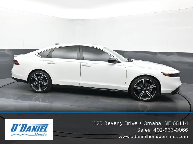 Used 2025 Honda Accord Sport image 7