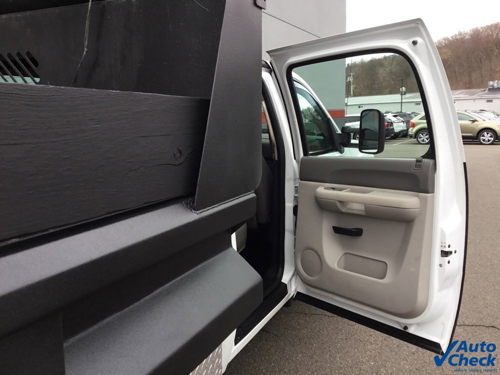 Used 2013 GMC Sierra 3500 W/T w/ Snow Plow Prep Package image 36