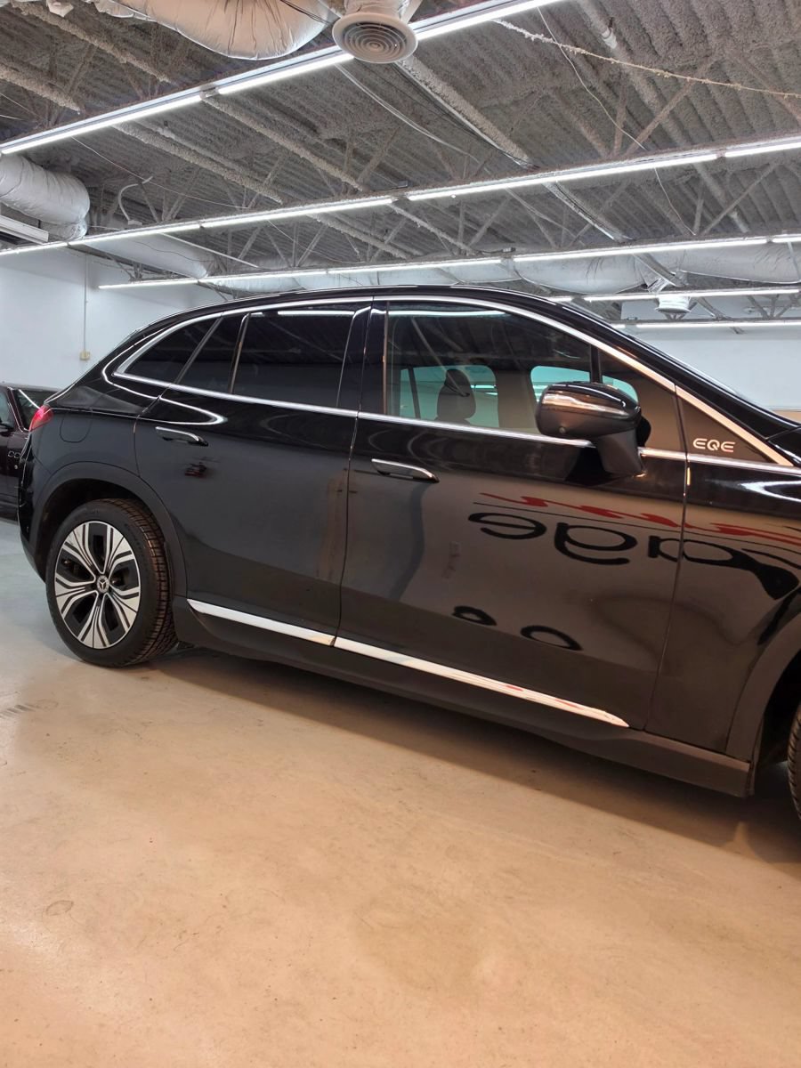 Used 2023 Mercedes-Benz EQE 350+ 4MATIC SUV image 13
