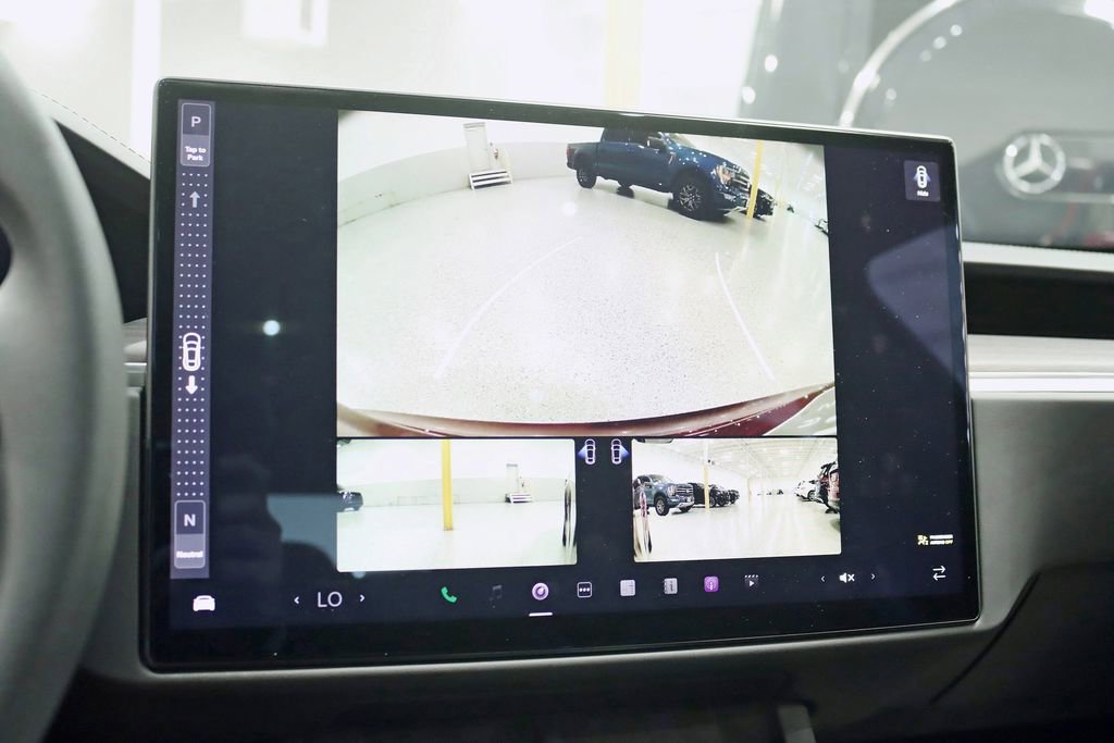 Used 2025 Tesla Model S AWD/4WD image 17
