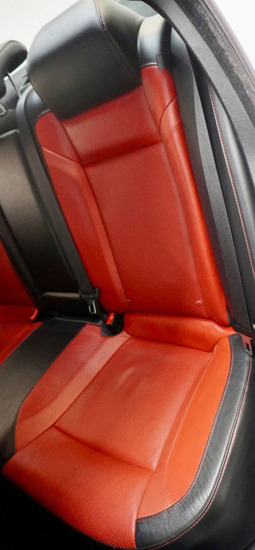 Used 2015 Dodge Charger SXT w/ Plus Group RWD image 5