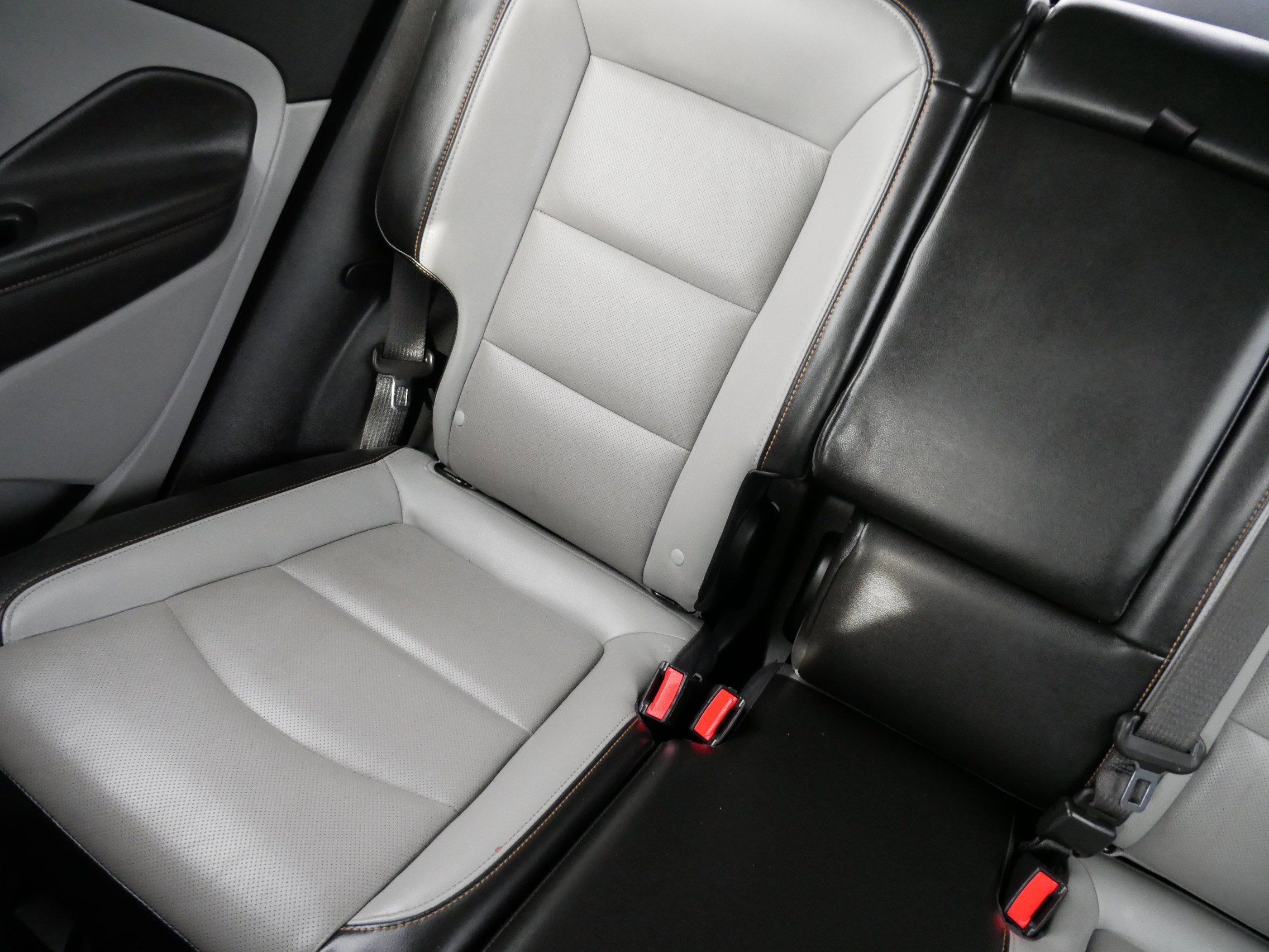 Used 2020 GMC Terrain SLT image 12