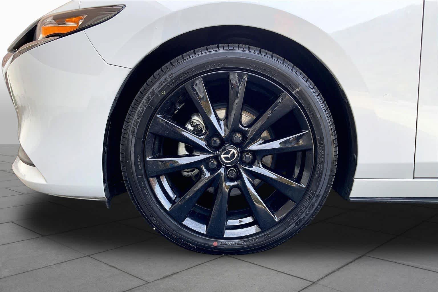 Certified 2025 MAZDA MAZDA3 s FWD image 11