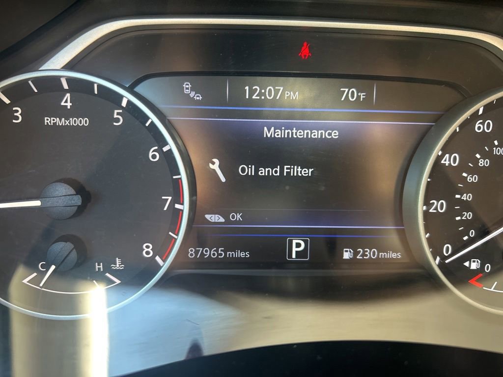 Used 2018 Nissan Murano SV AWD/4WD image 15