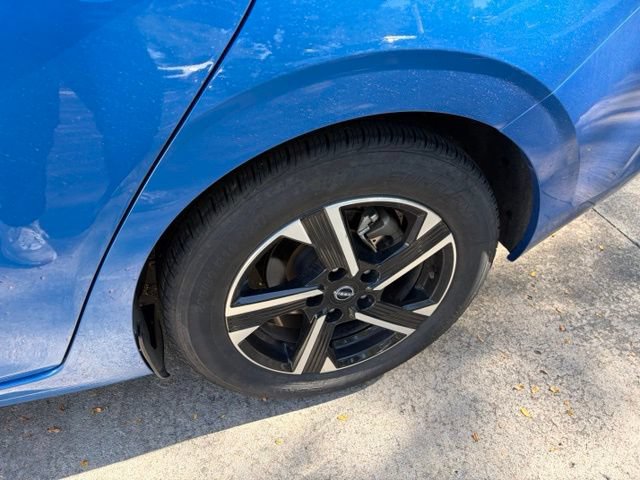 Used 2024 Nissan Sentra SV FWD image 12