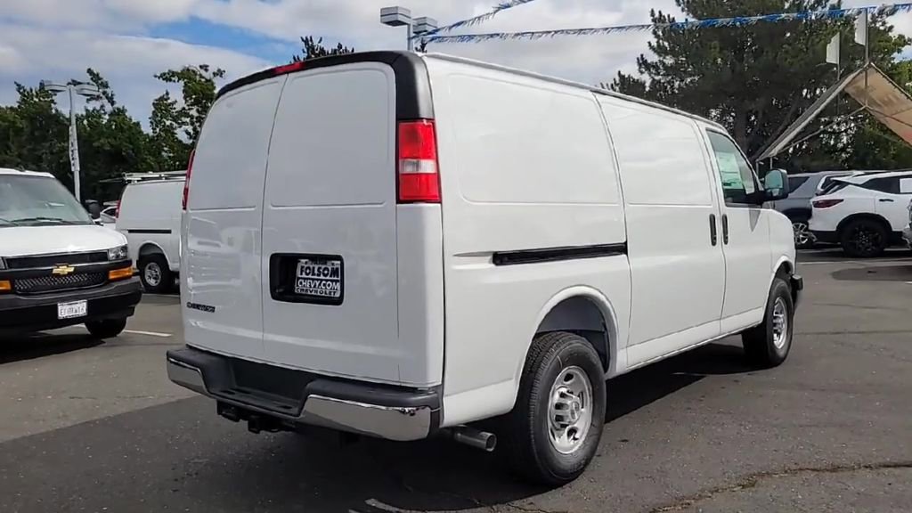 New 2025 Chevrolet Express 2500 w/ Driver Convenience Package image 8
