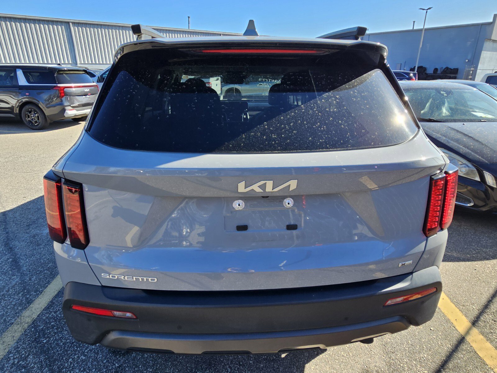 Used 2023 Kia Sorento X-Line EX image 11