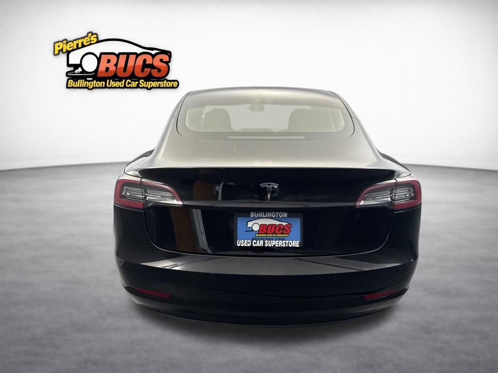 Used 2021 Tesla Model 3 Standard Range Plus RWD image 4