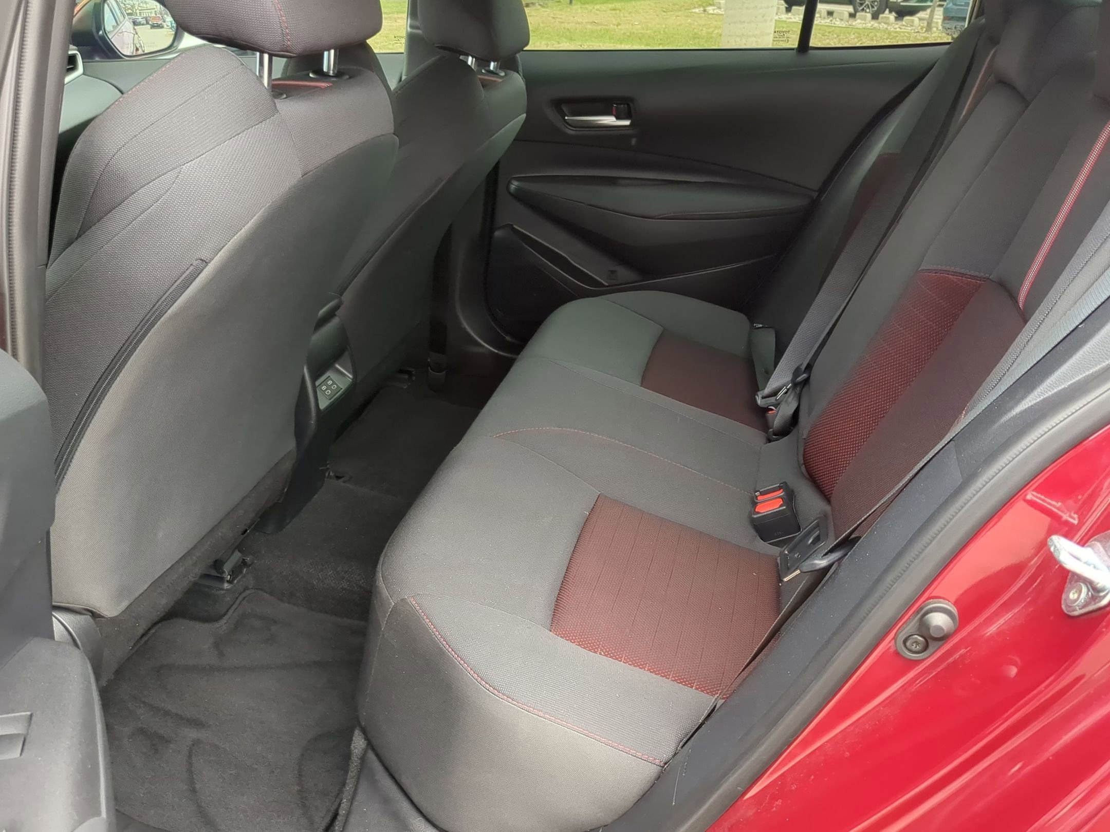 Used 2024 Toyota Corolla SE image 20