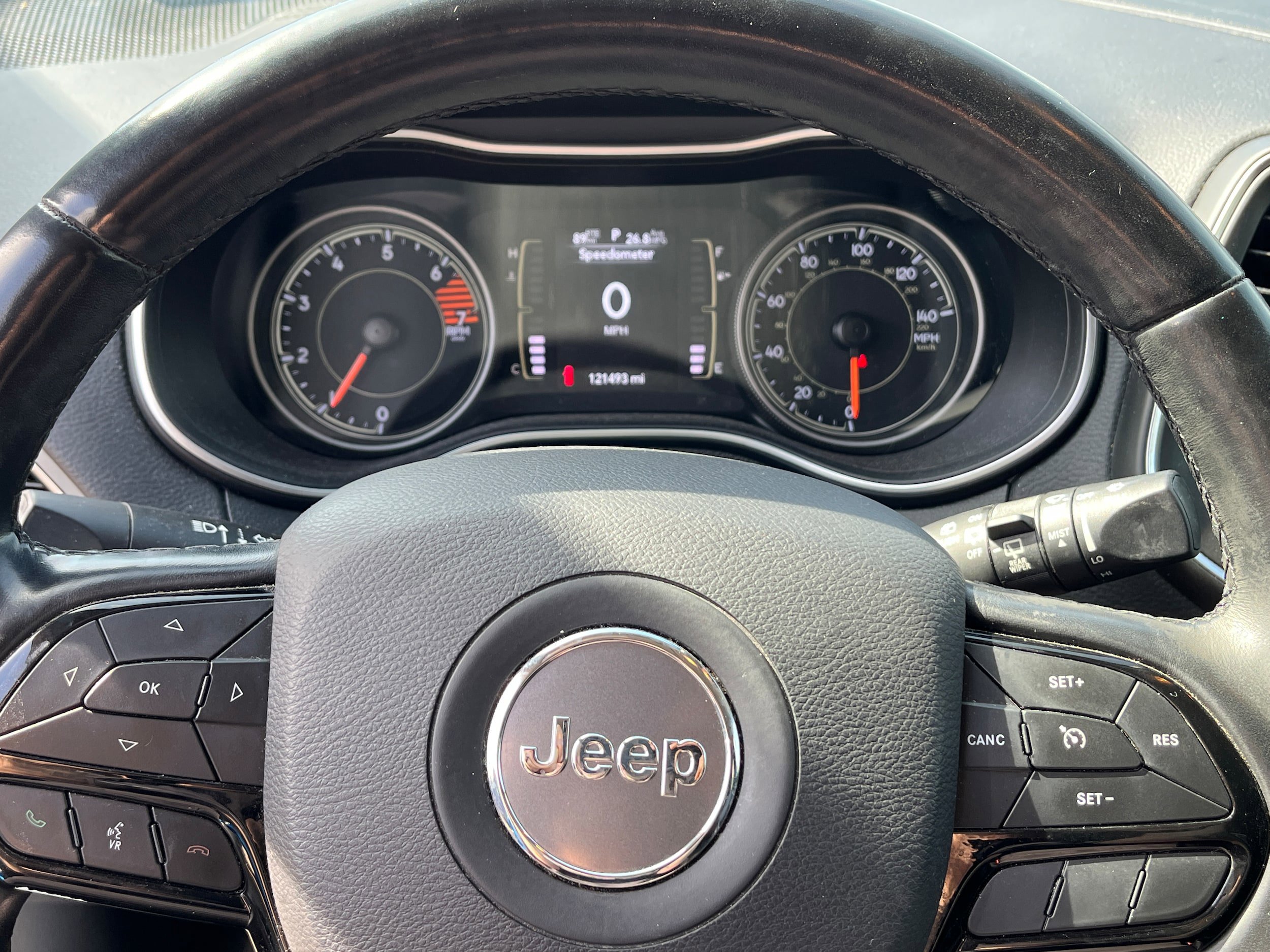 Used 2020 Jeep Cherokee Latitude Plus AWD/4WD image 20