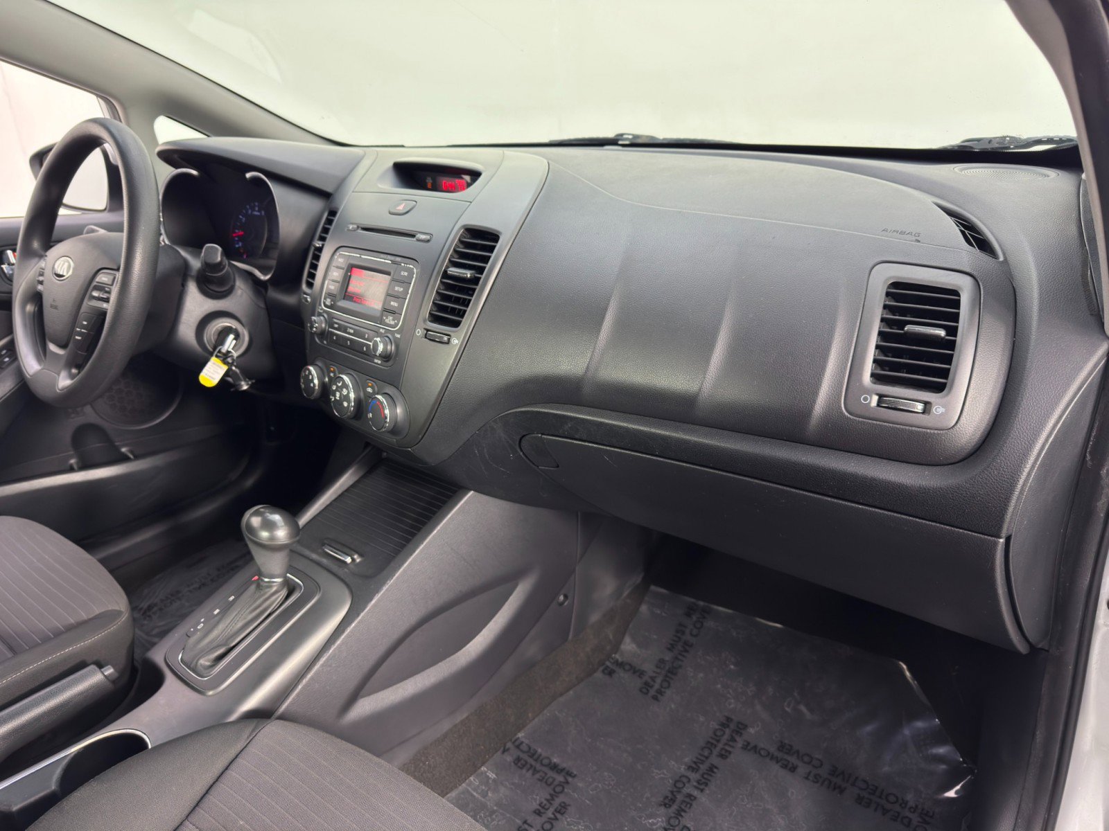 Used 2015 Kia Forte LX w/ Popular Package image 13