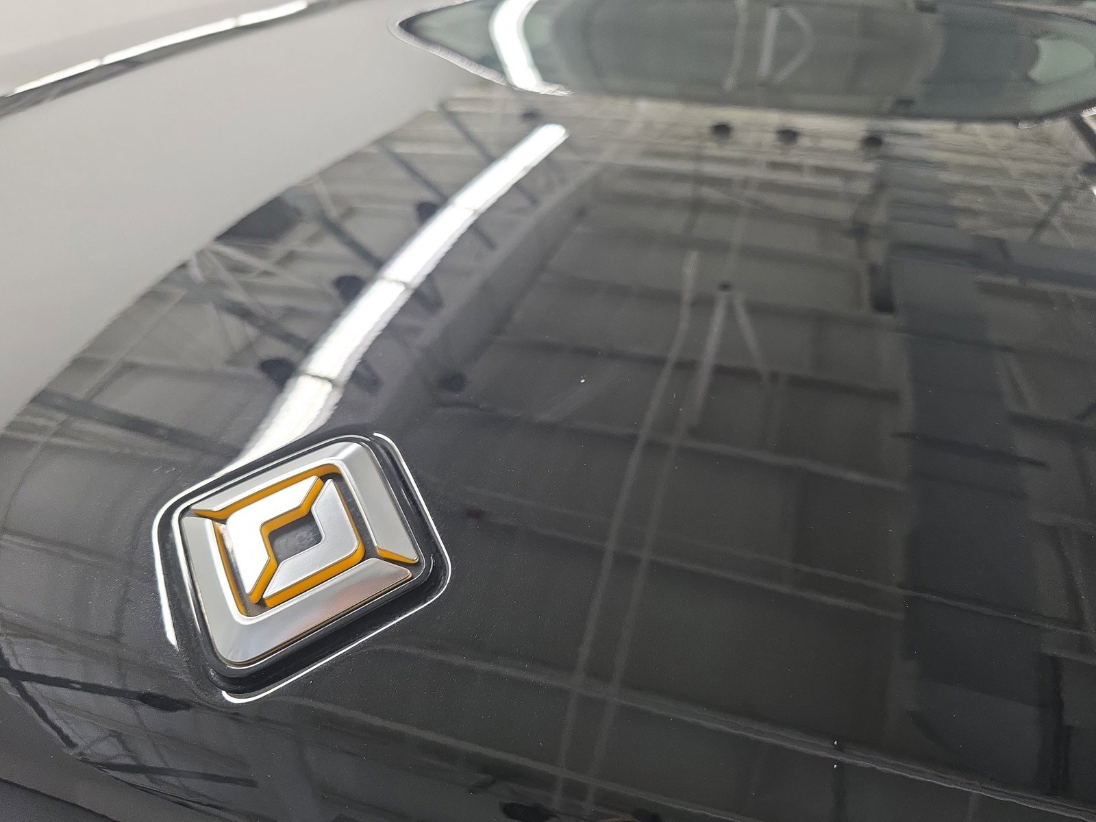 Used 2025 Rivian R1T Premium AWD/4WD image 33