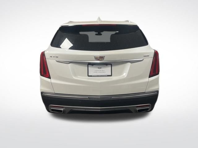 Certified 2025 Cadillac XT5 Premium Luxury image 4