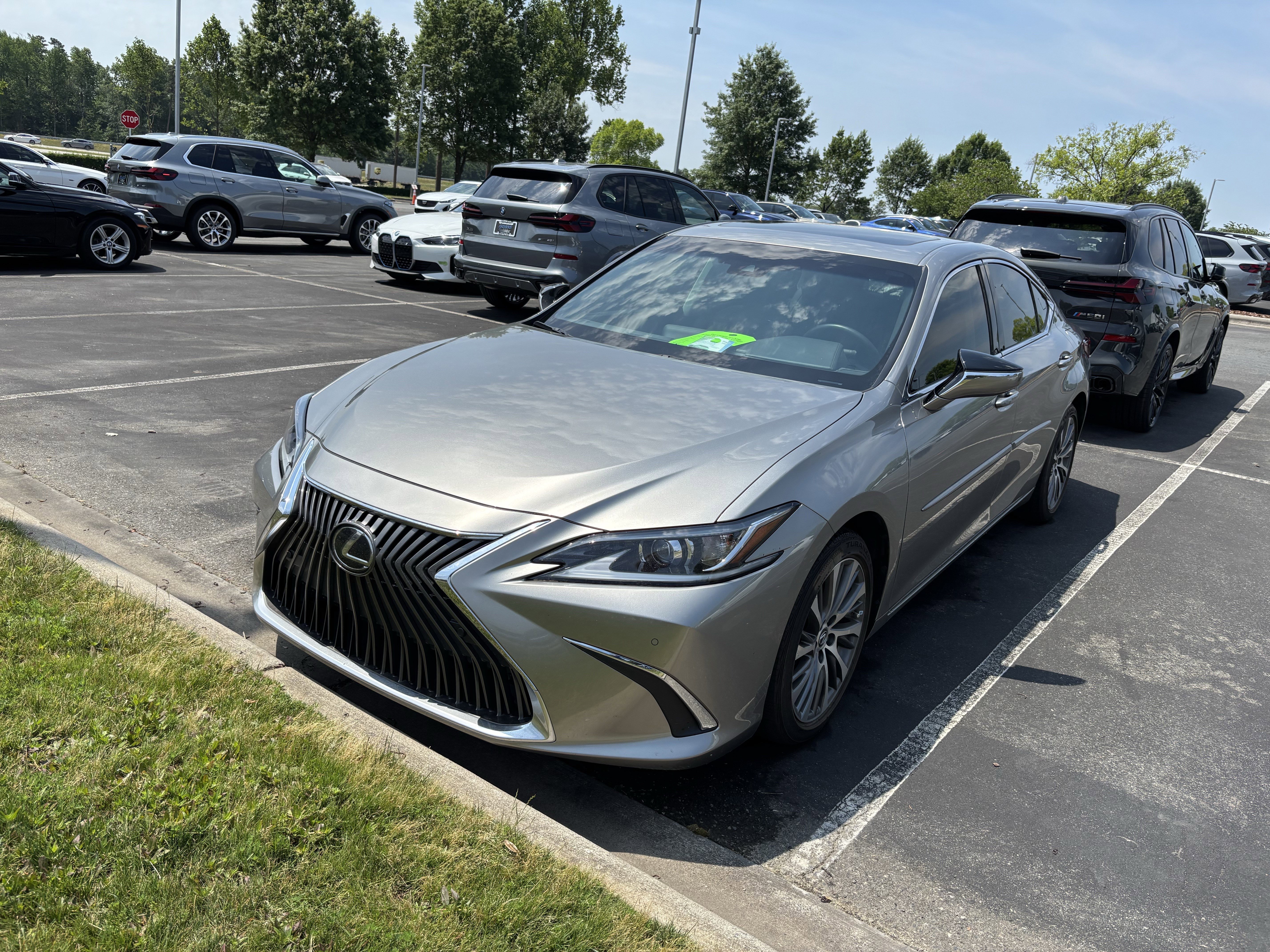 Used 2021 Lexus ES 350 w/ Premium Package FWD image 12