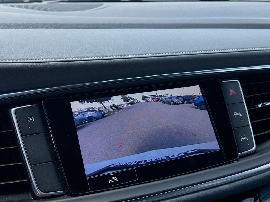 Used 2023 Buick Enclave Essence w/ Experience Buick Package image 17