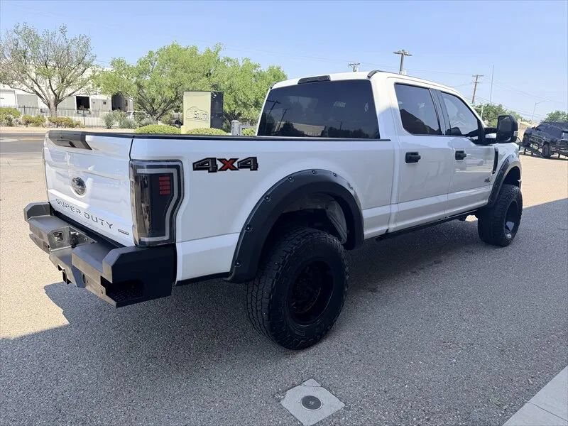 Used 2017 Ford F250 XLT AWD/4WD image 9