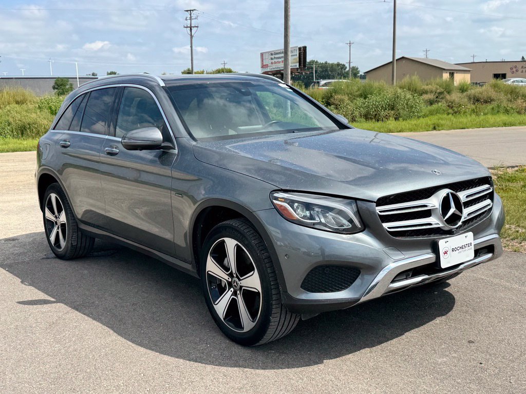 Used 2019 Mercedes-Benz GLC 350e 4MATIC image 31