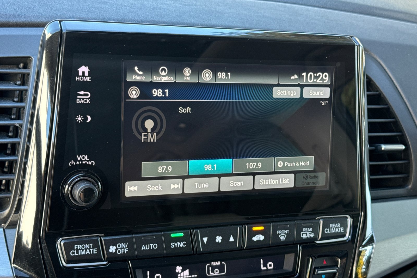 Used 2019 Honda Odyssey Elite image 17