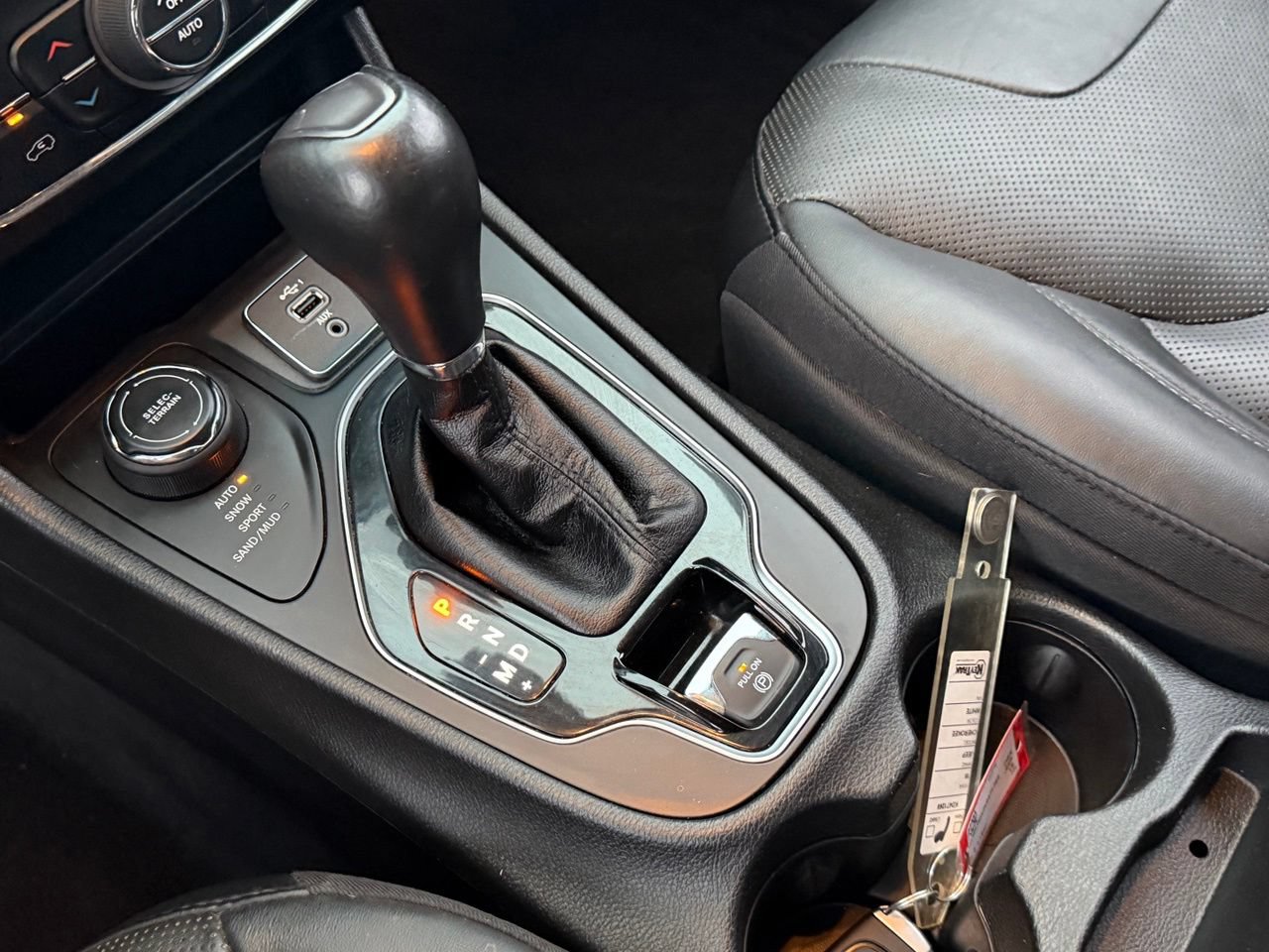 Used 2019 Jeep Cherokee Limited AWD/4WD image 22