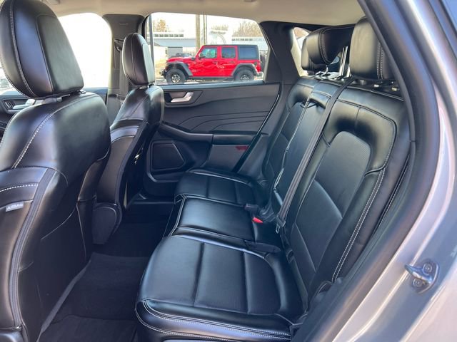 Used 2024 Ford Escape Platinum image 5