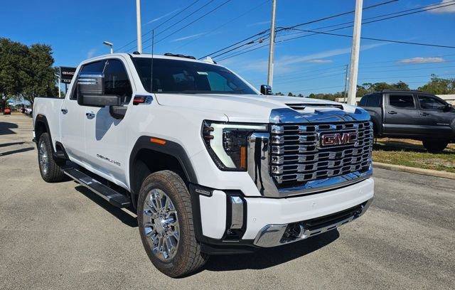 New 2026 GMC Sierra 2500 Denali w/ Denali Reserve Package image 7