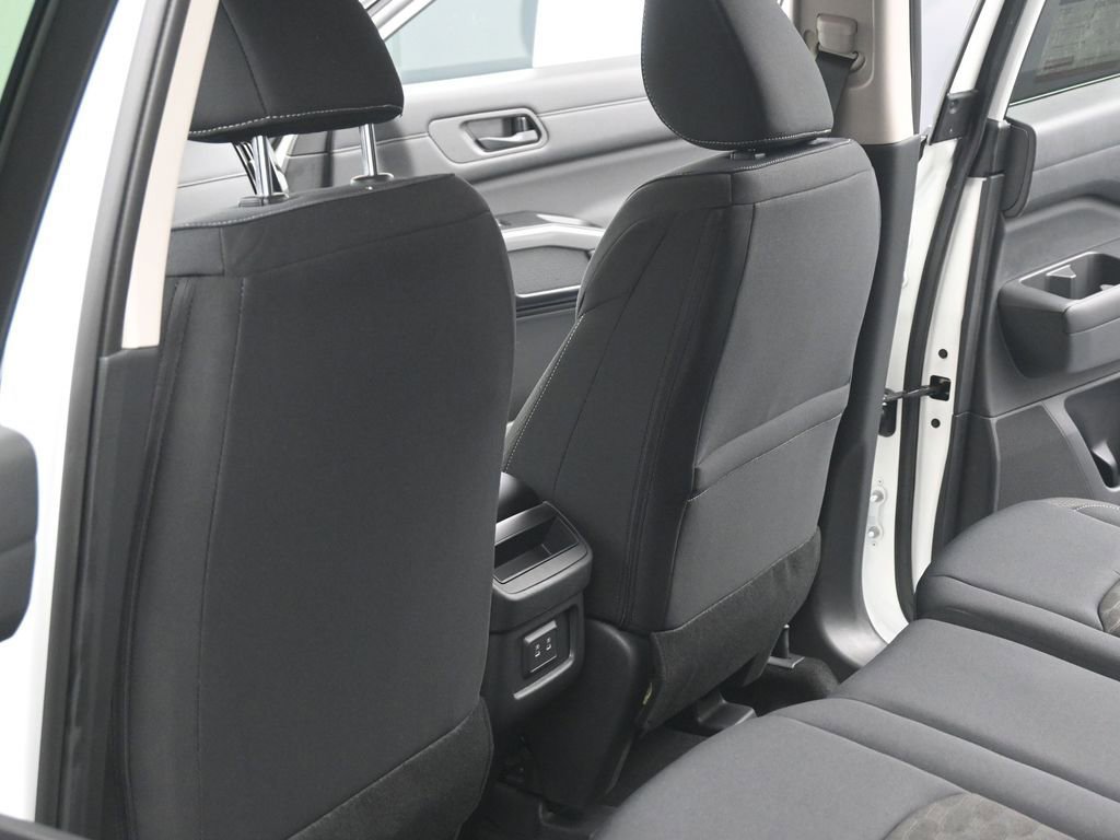 New 2026 Nissan Pathfinder S image 19