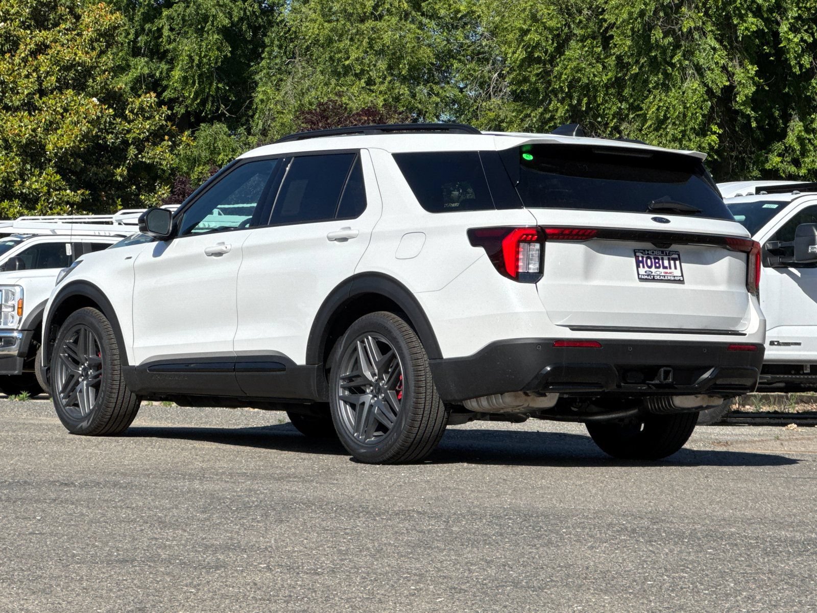 New 2026 Ford Explorer ST-Line w/ ST-Line Street Pack RWD image 5