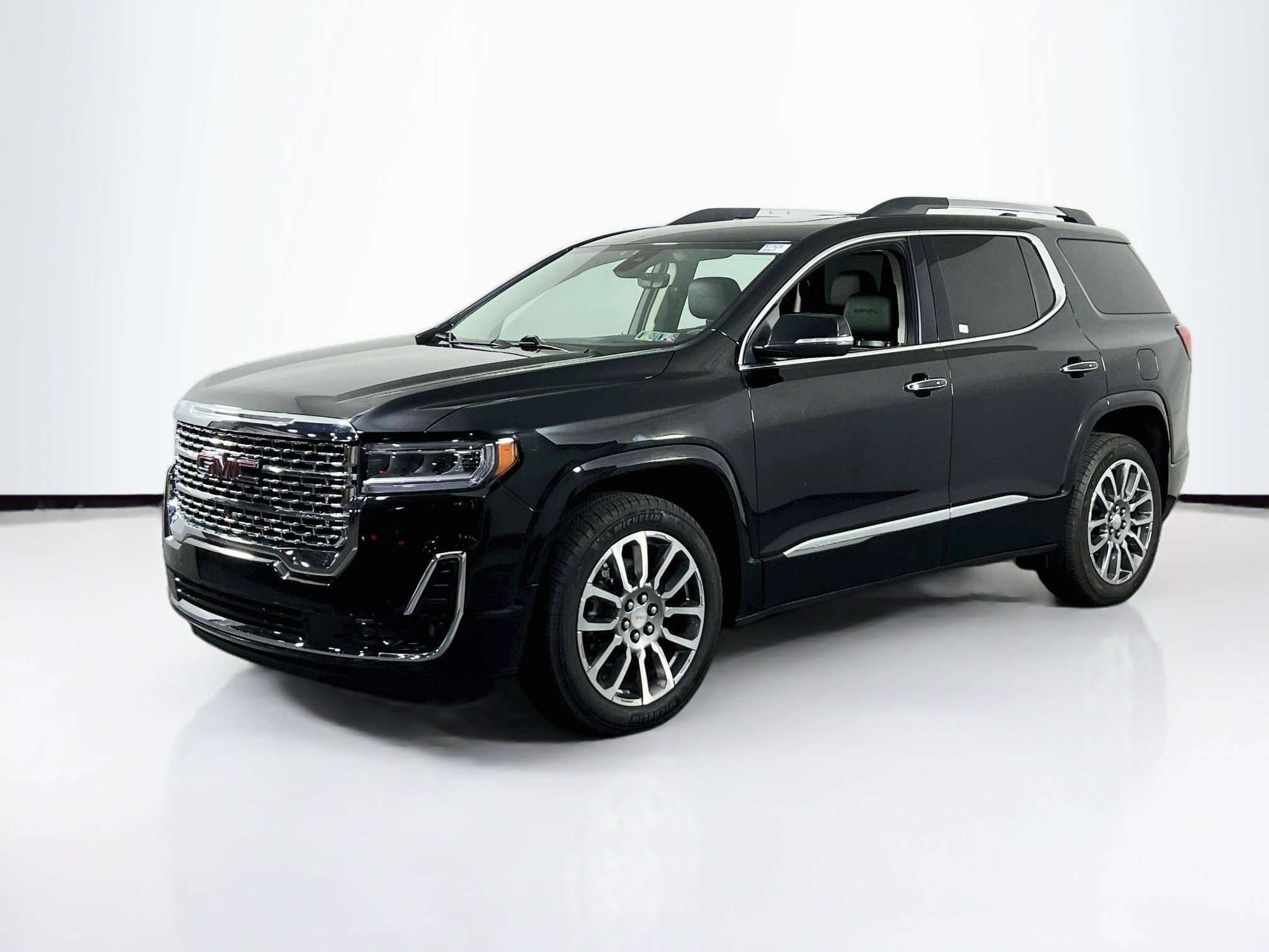 Used 2021 GMC Acadia Denali w/ Denali Ultimate Package