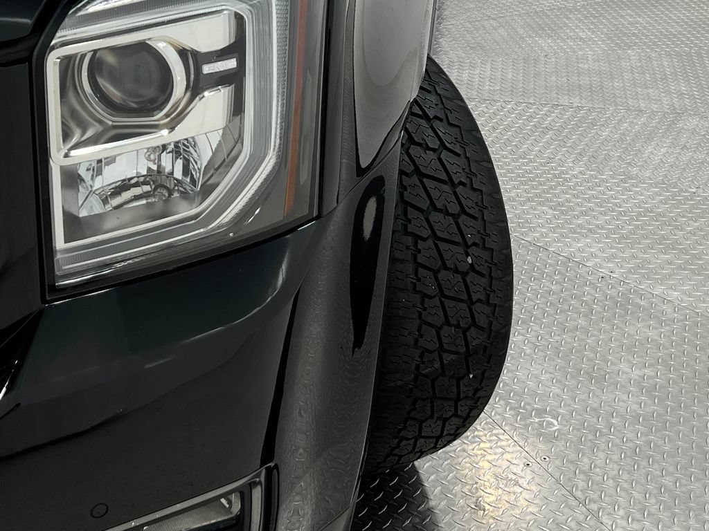 Used 2019 GMC Yukon XL SLT w/ Graphite Performance Edition AWD/4WD image 44