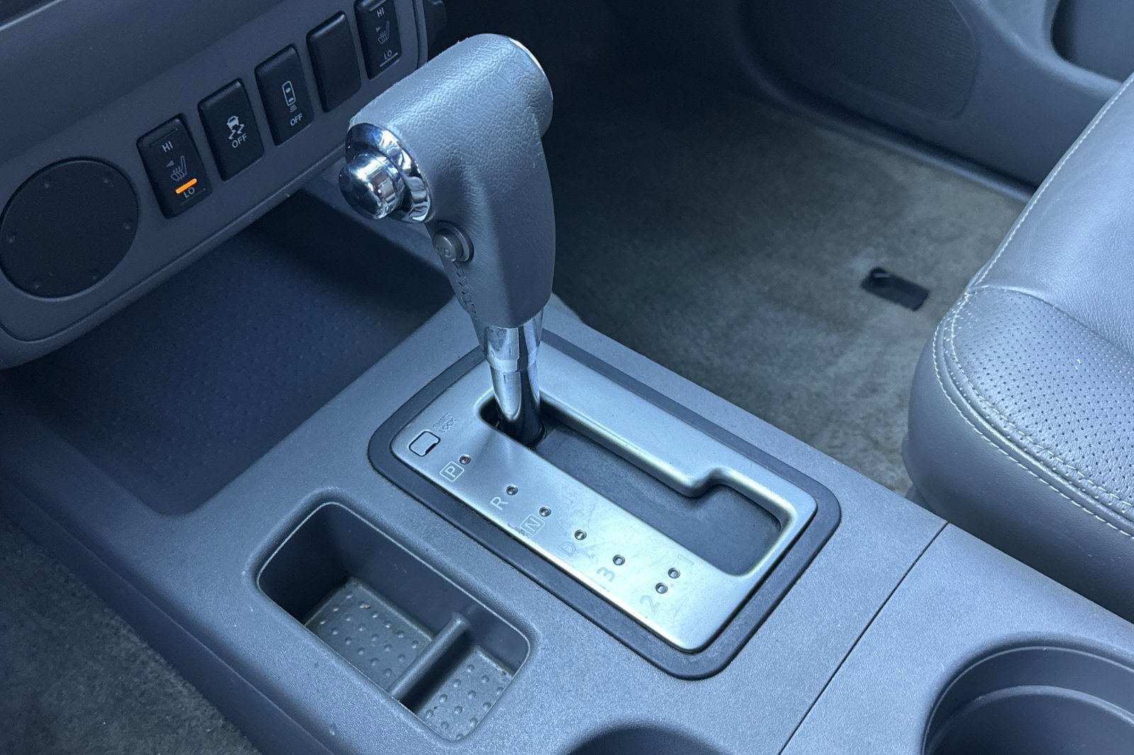 Used 2016 Nissan Frontier SL image 21