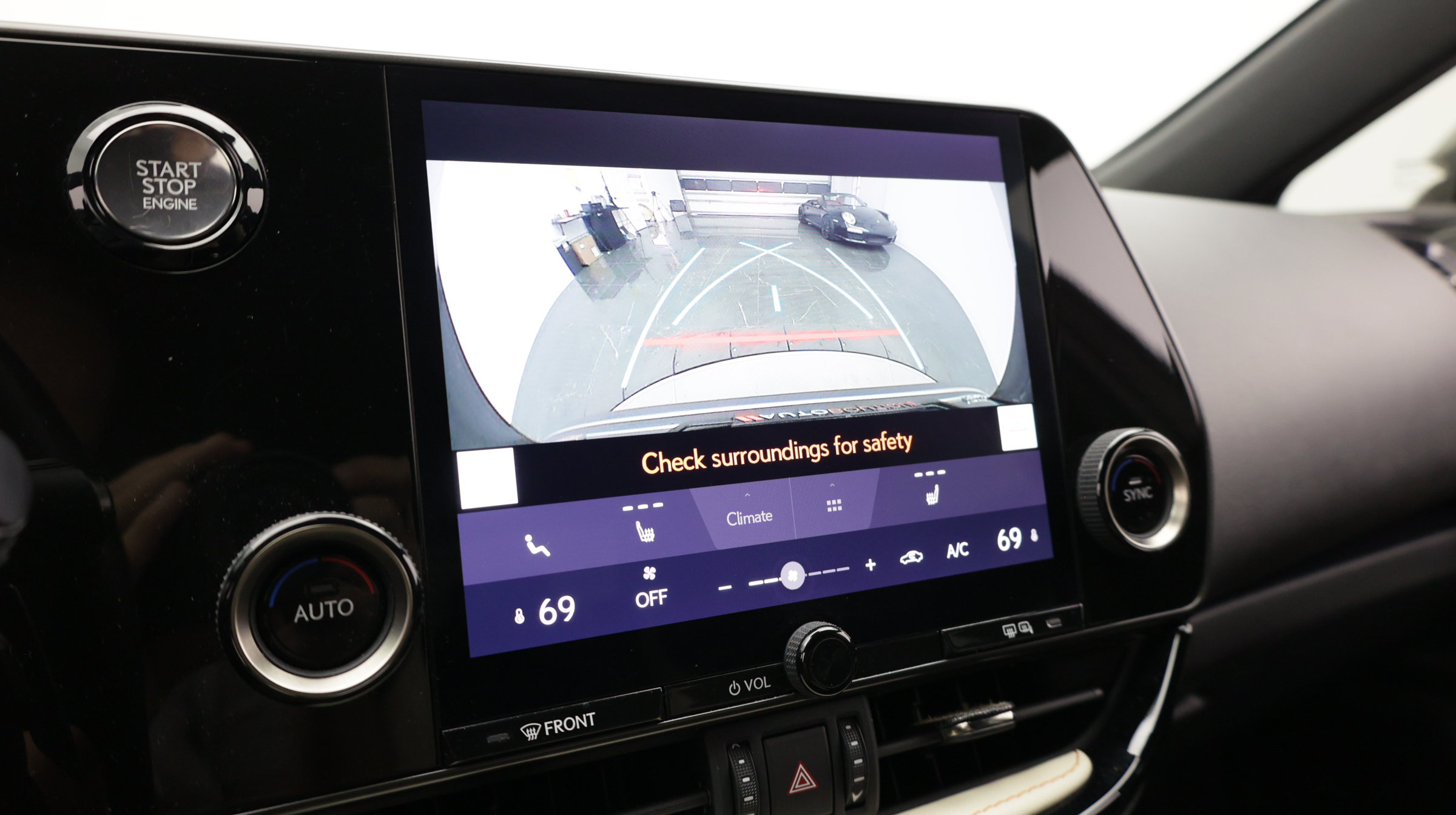 Used 2023 Lexus NX 250 FWD w/ Towing Package (2000 Lbs) image 27
