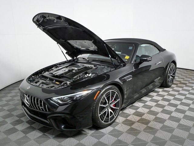 Used 2022 Mercedes-Benz SL 55 AMG 4MATIC image 31