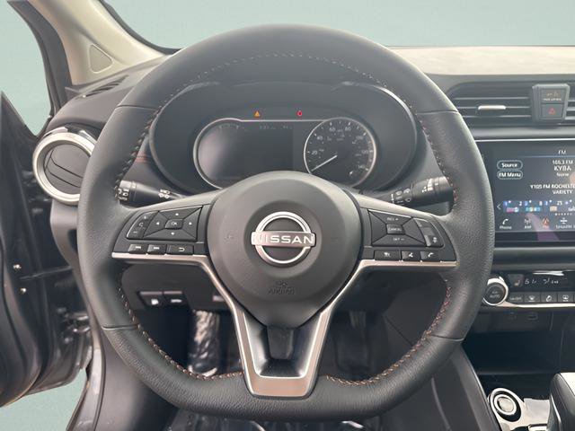 New 2025 Nissan Versa SR w/ Trunk Package image 10