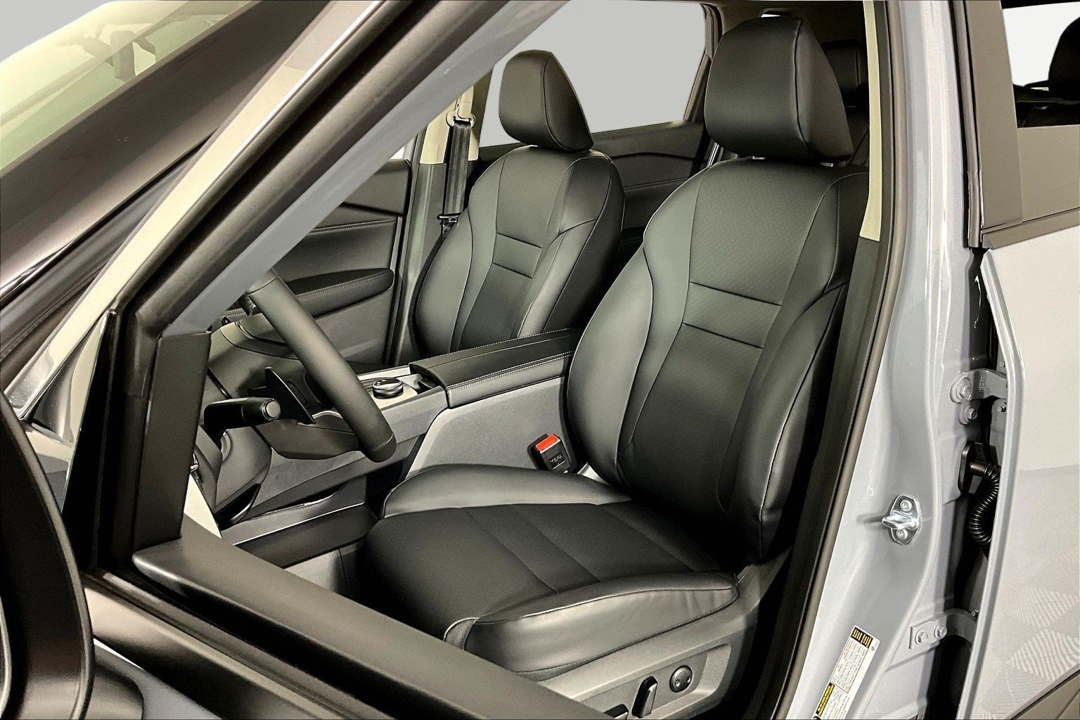 New 2026 Nissan Rogue Dark Armor AWD/4WD image 17
