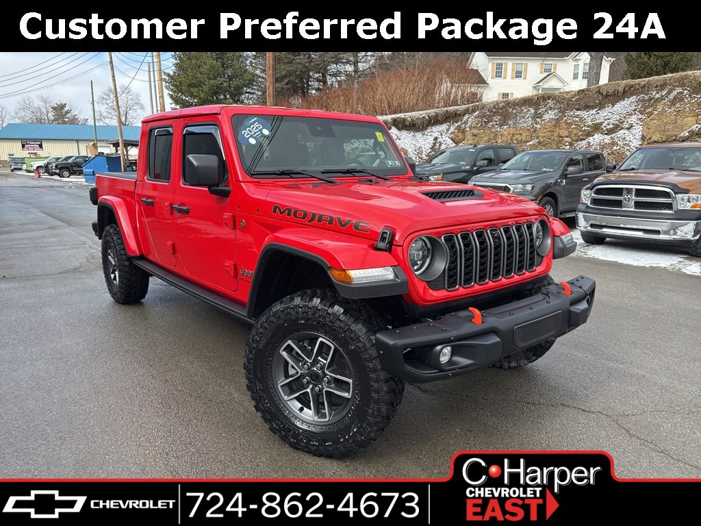 Used 2025 Jeep Gladiator Mojave image 1