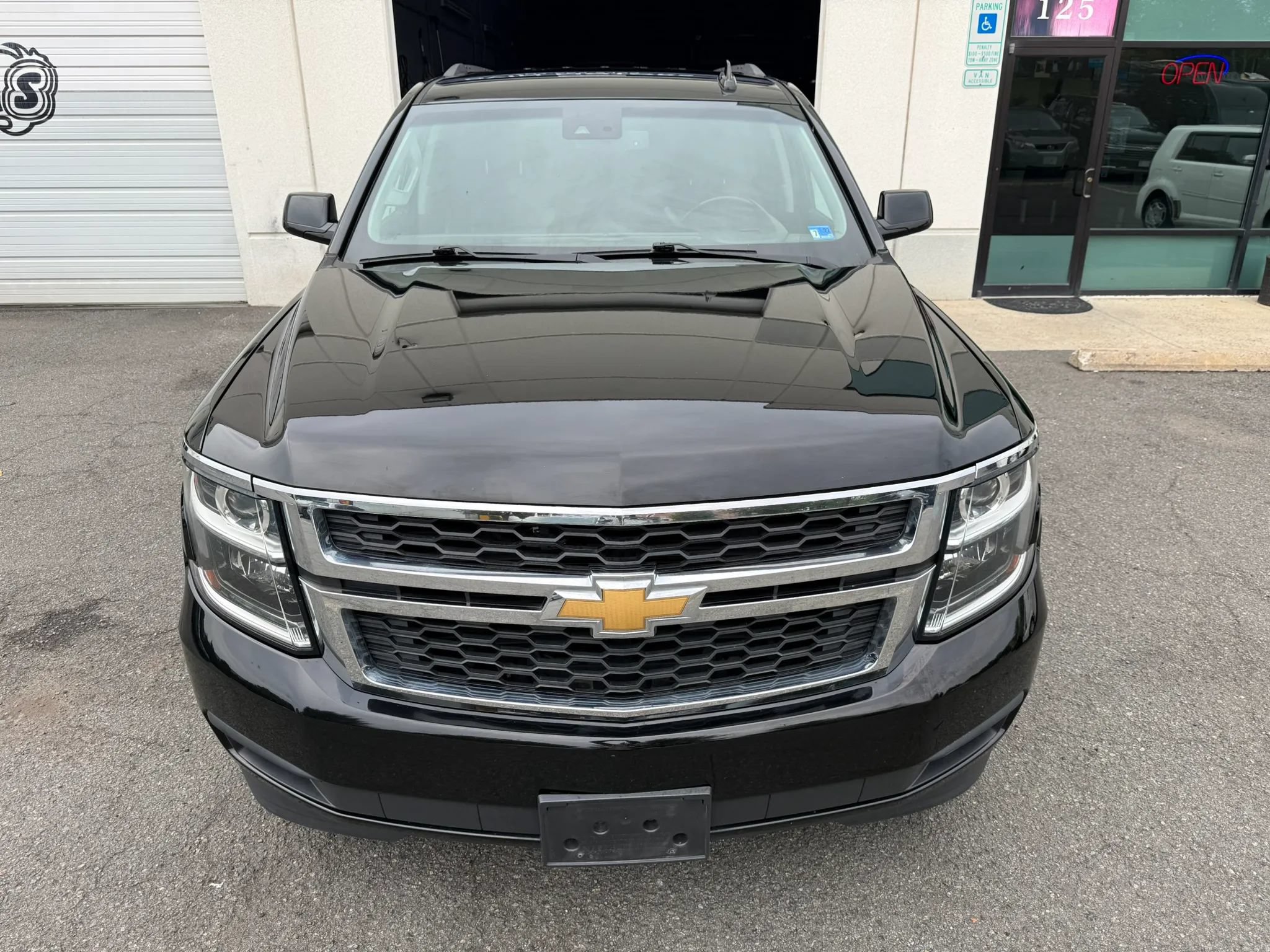 Used 2018 Chevrolet Tahoe LT AWD/4WD image 7