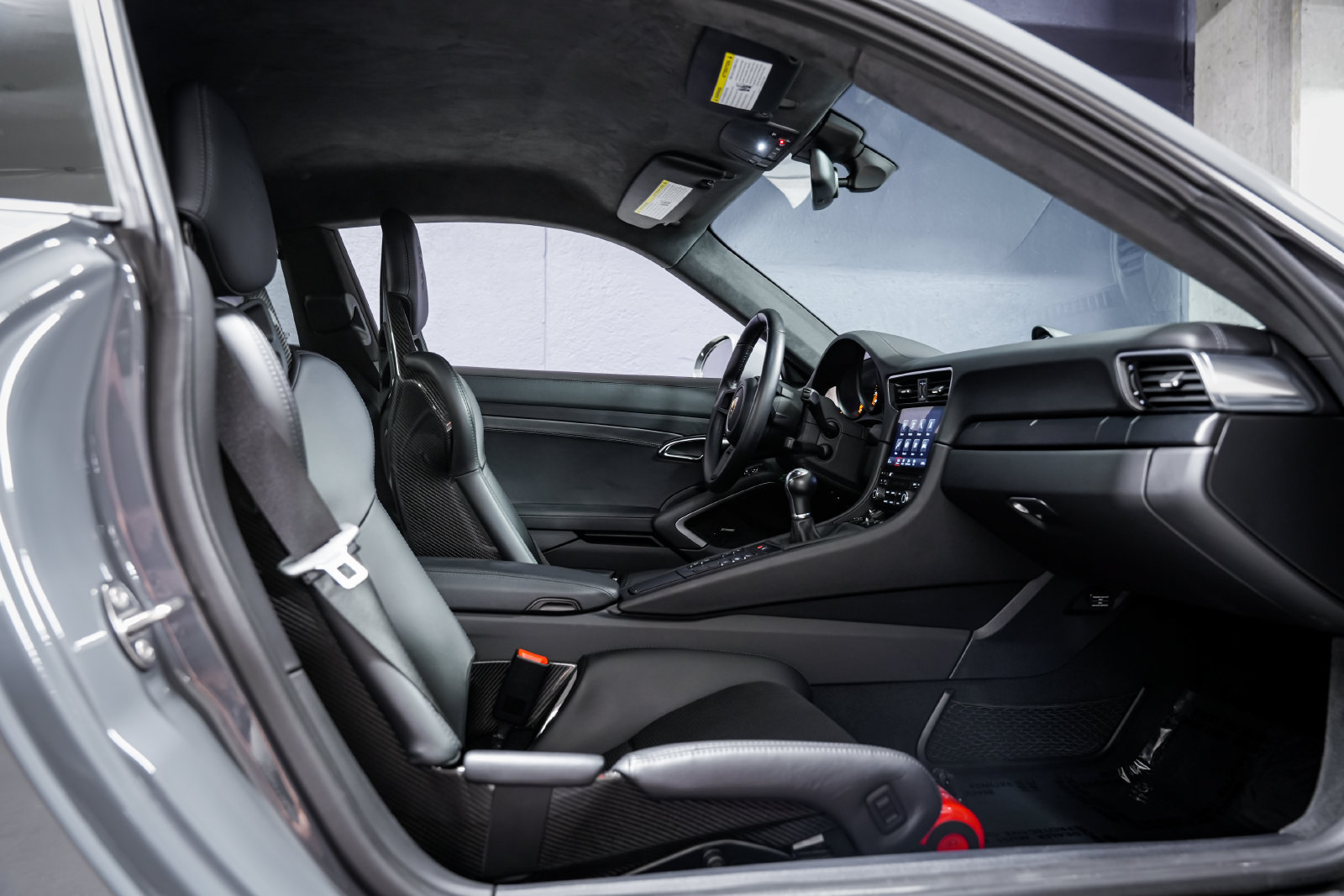 Used 2018 Porsche 911 GT3 RWD image 28