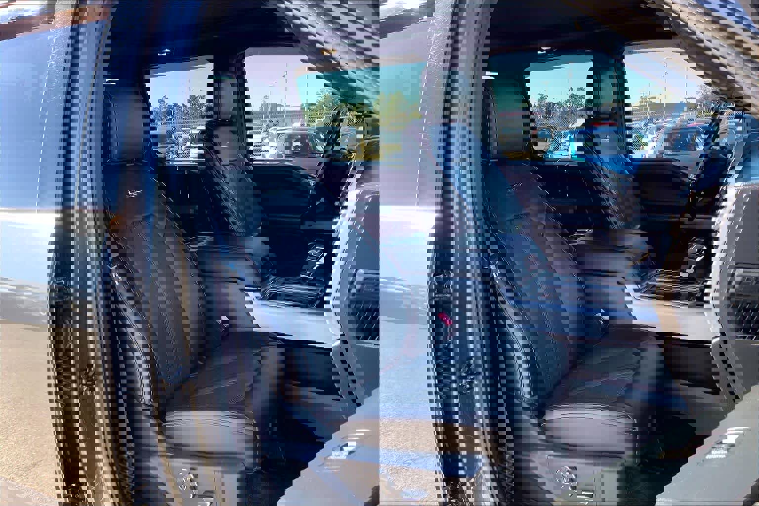 Used 2019 Ford F150 Platinum w/ Equipment Group 701A Luxury image 8