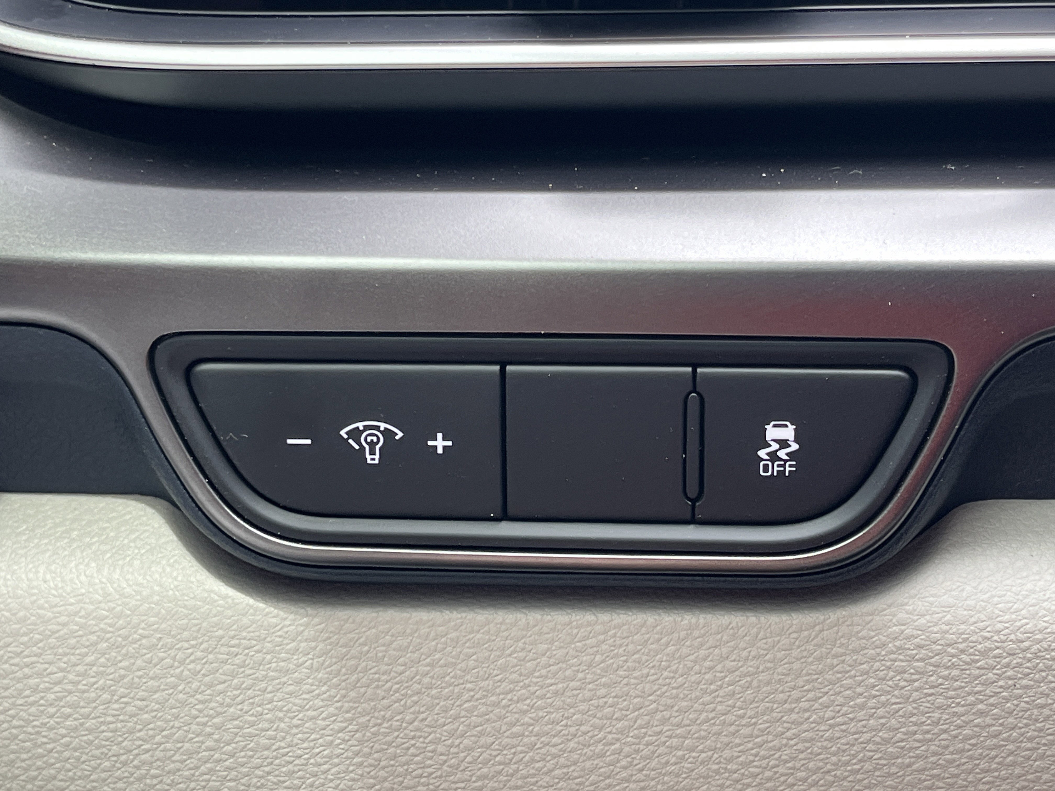 Used 2025 Kia Carnival SX Prestige FWD image 15
