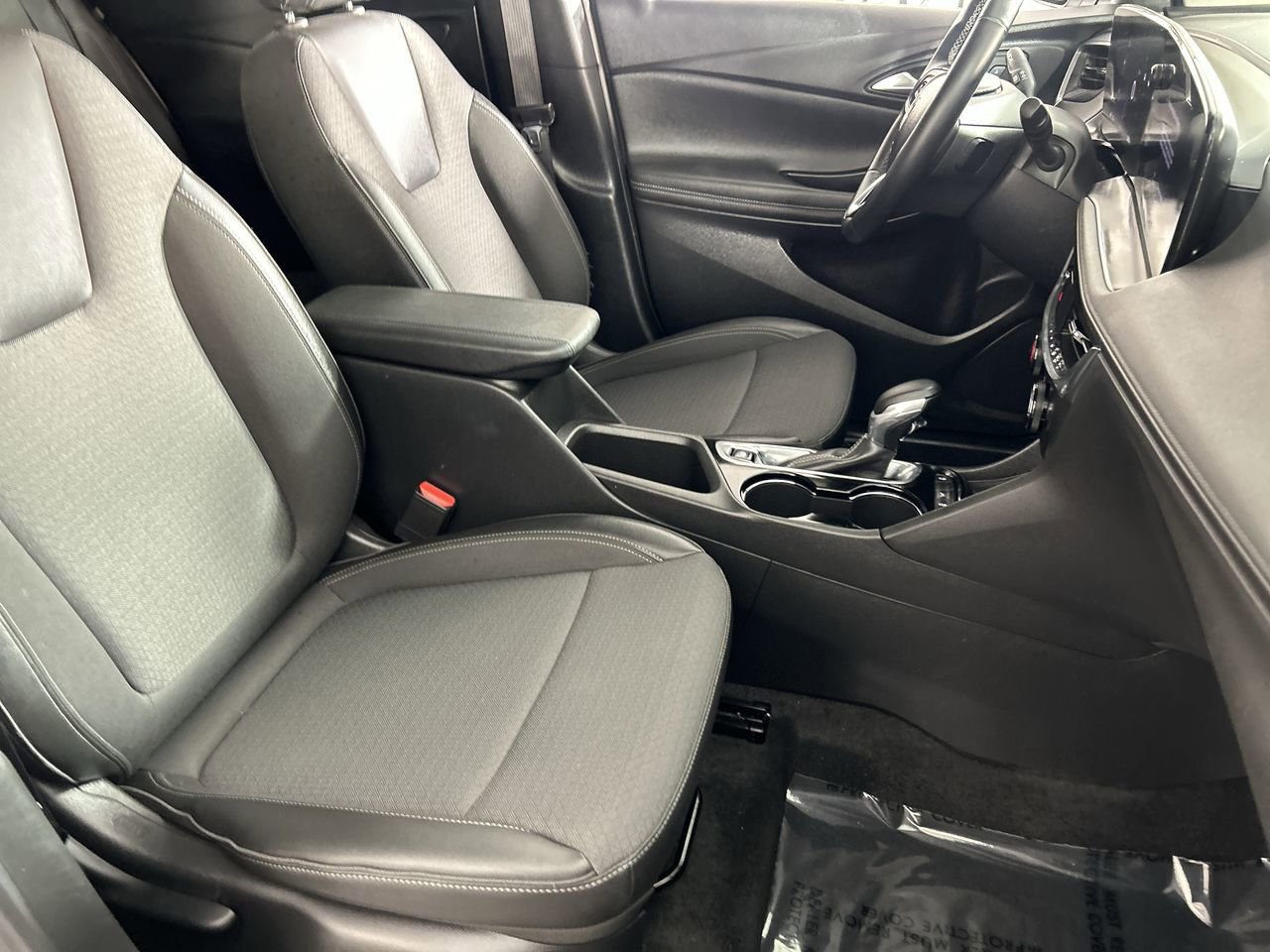 Used 2025 Buick Encore GX Preferred image 25