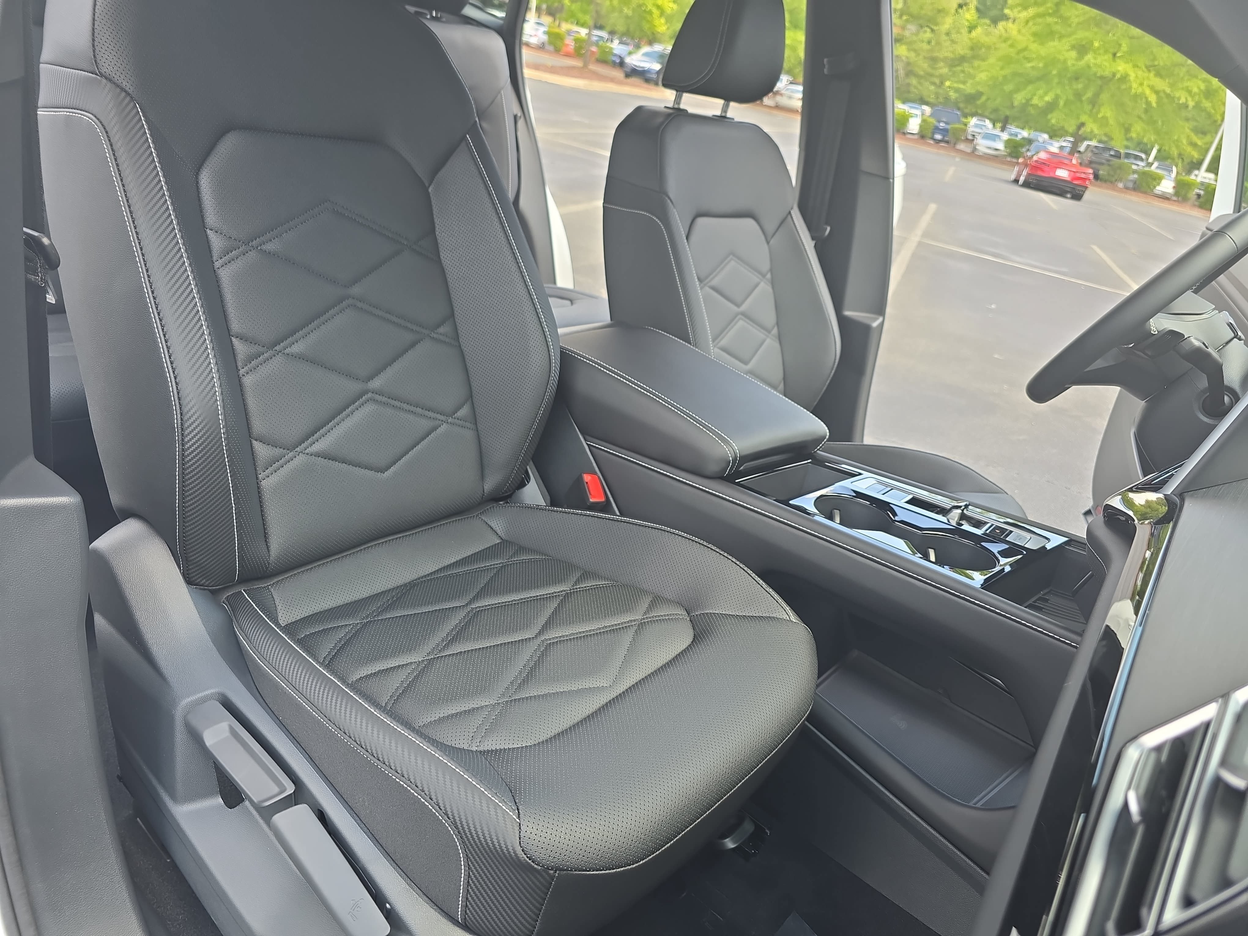 New 2026 Volkswagen Atlas Cross Sport SE FWD image 10