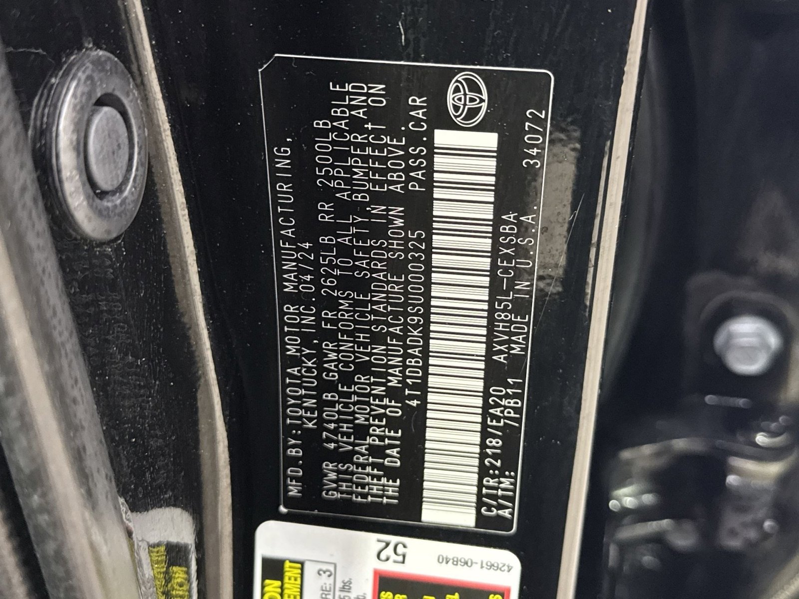 Used 2025 Toyota Camry SE w/ Convenience Package image 32