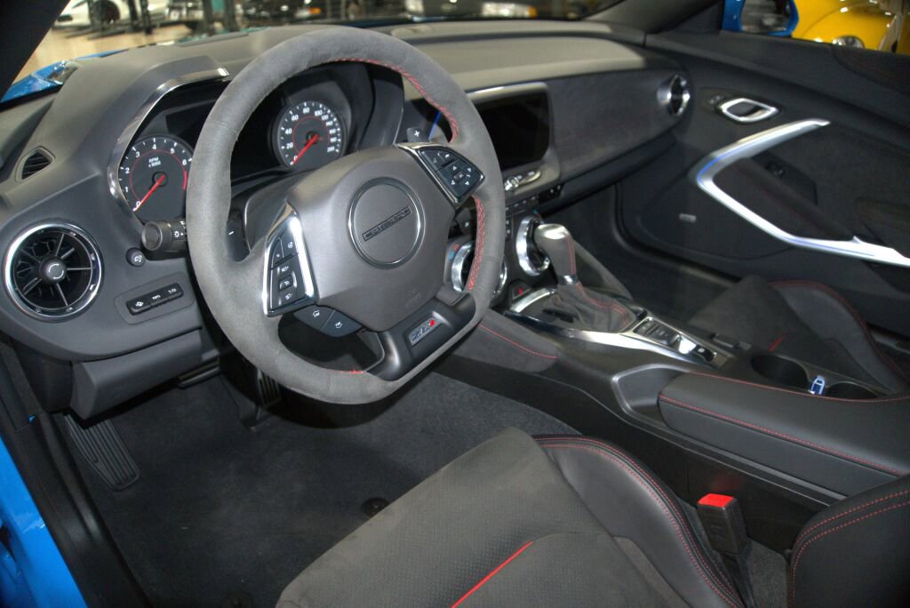 Used 2023 Chevrolet Camaro ZL1 image 37