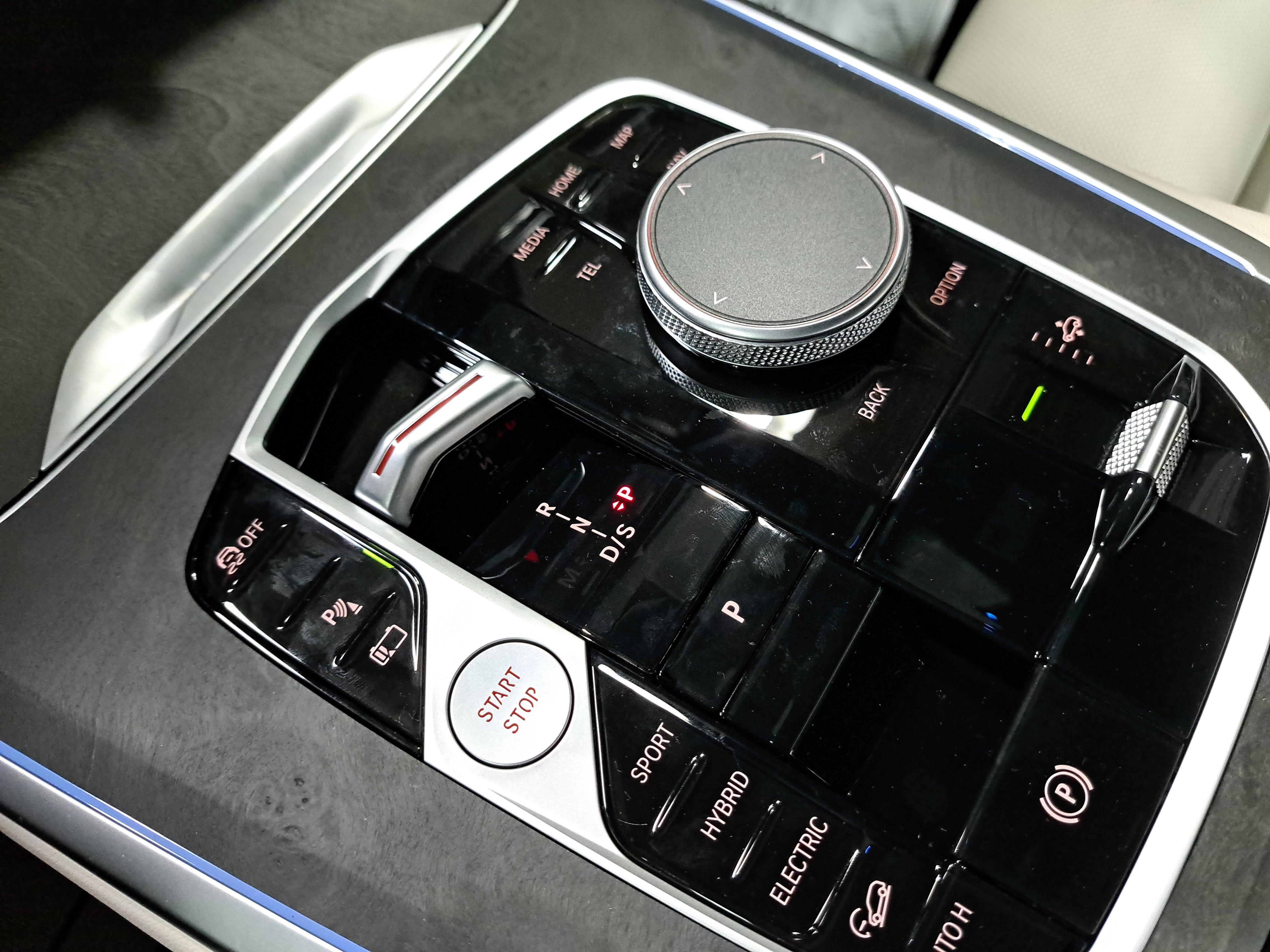 New 2026 BMW X5 xDrive50e AWD/4WD image 25