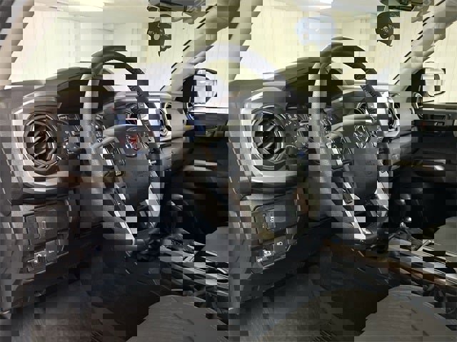 Used 2022 Toyota Tacoma SR5 image 52