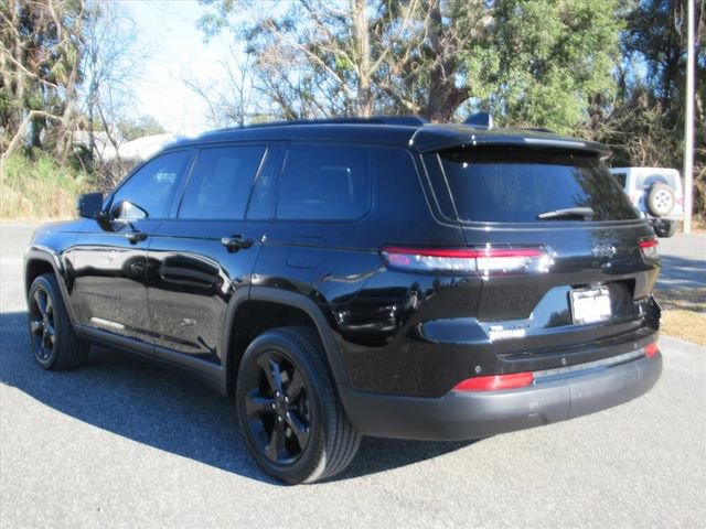 Used 2022 Jeep Grand Cherokee L Laredo image 4