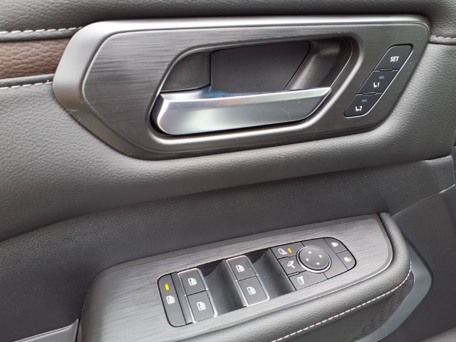 New 2026 Nissan Armada Platinum Reserve AWD/4WD image 13