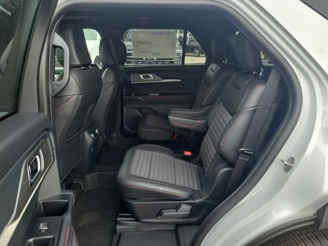 New 2026 Ford Explorer ST-Line w/ ST-Line Street Pack AWD/4WD image 12