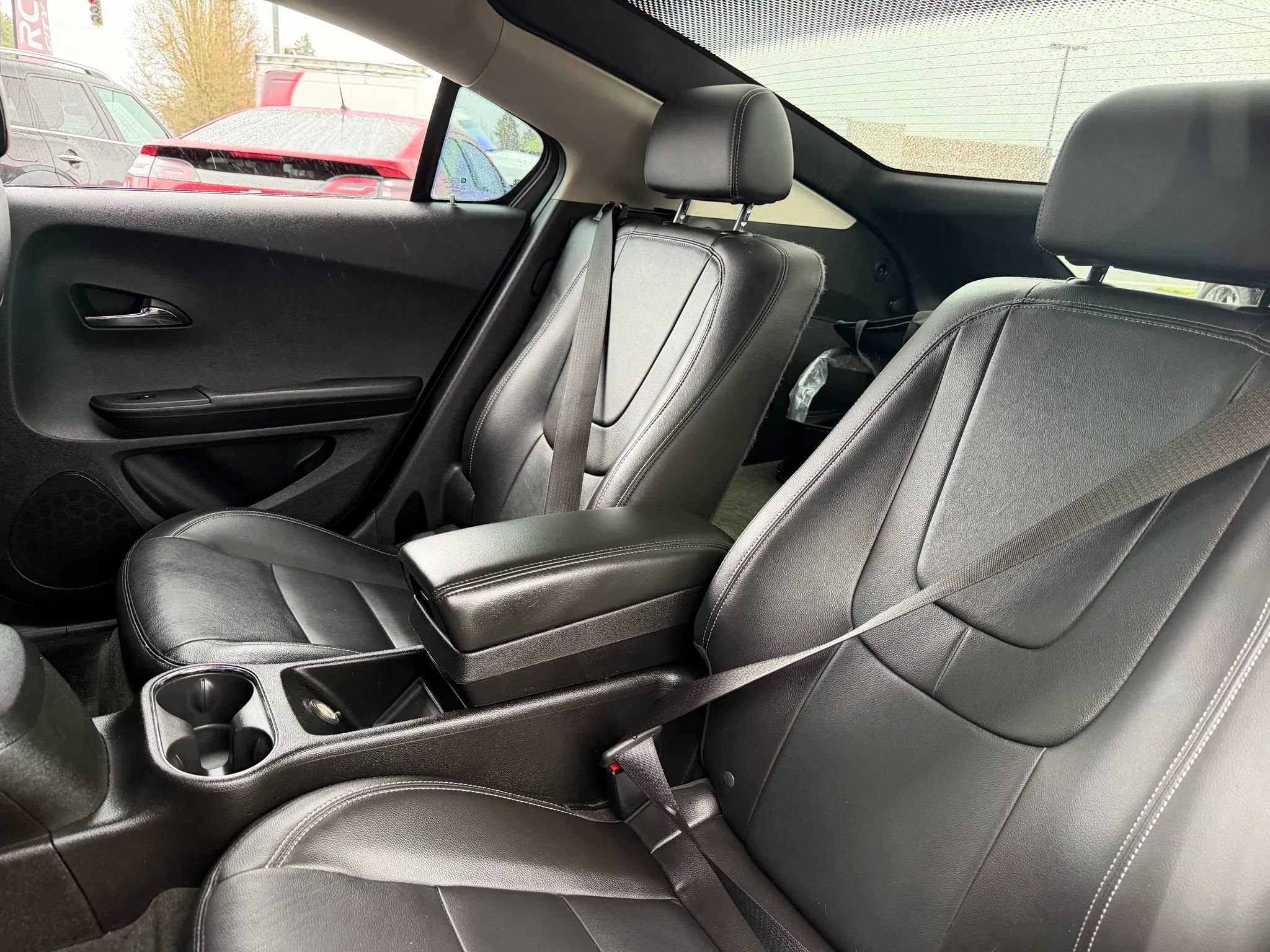Used 2014 Chevrolet Volt Premium w/ Premium Trim Package FWD image 18